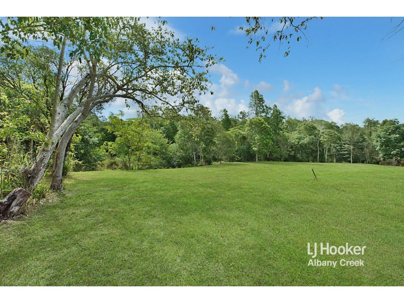 8 Pinbarren Place, Yugar QLD 4520