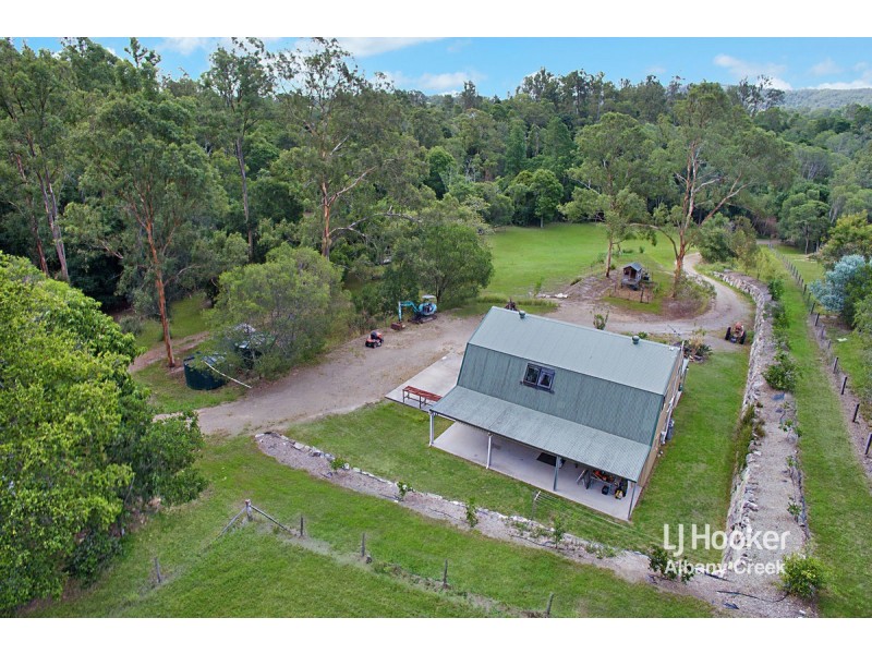 8 Pinbarren Place, Yugar QLD 4520