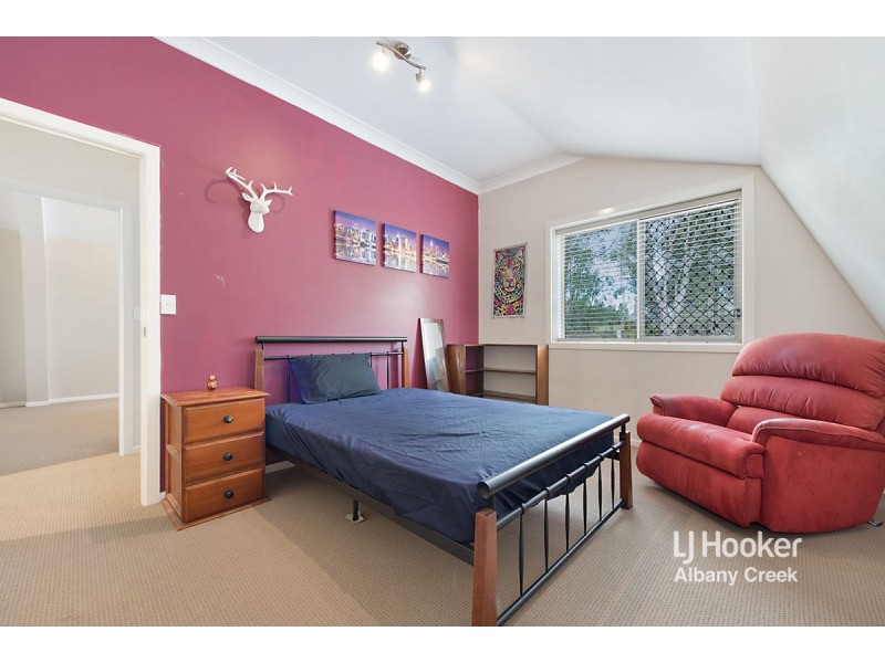 8 Pinbarren Place, Yugar QLD 4520