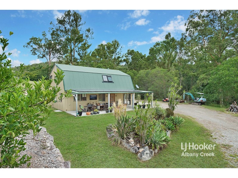 8 Pinbarren Place, Yugar QLD 4520