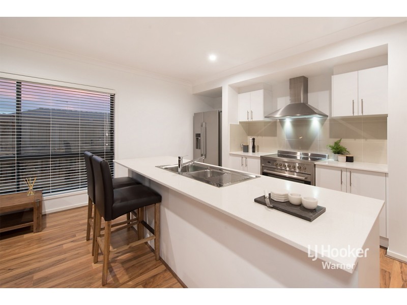 16 Halpine Parade, Warner QLD 4500