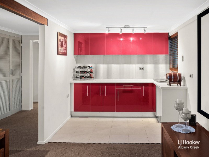 3 Caradon Street, Albany Creek QLD 4035