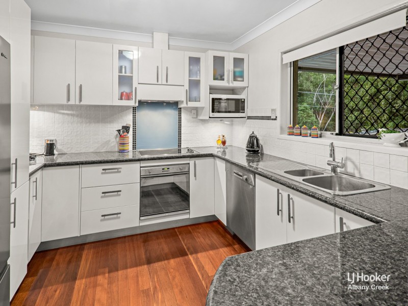 3 Caradon Street, Albany Creek QLD 4035