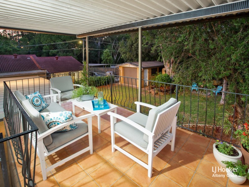 3 Caradon Street, Albany Creek QLD 4035