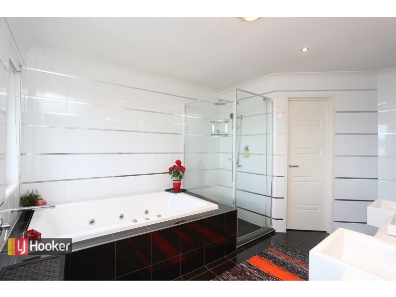 27 Michigan Circuit, Warner QLD 4500