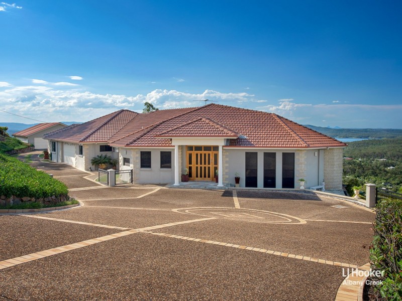 726 Clear Mountain Road, Cashmere QLD 4500