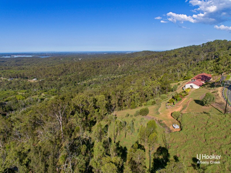 726 Clear Mountain Road, Cashmere QLD 4500