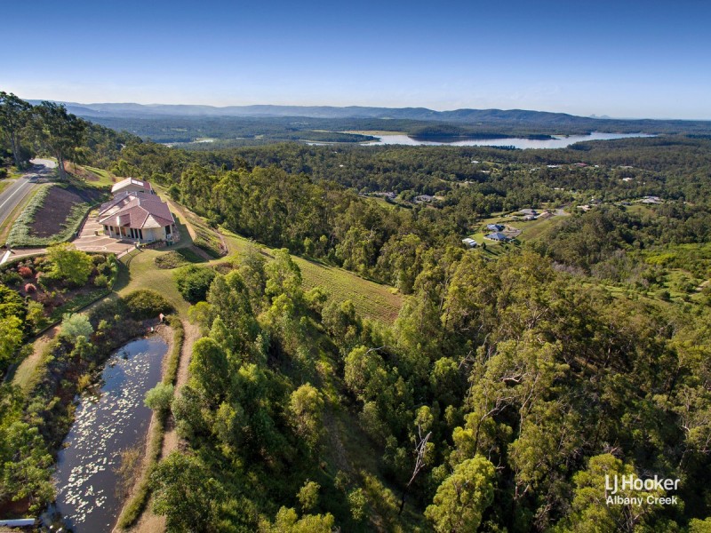 726 Clear Mountain Road, Cashmere QLD 4500