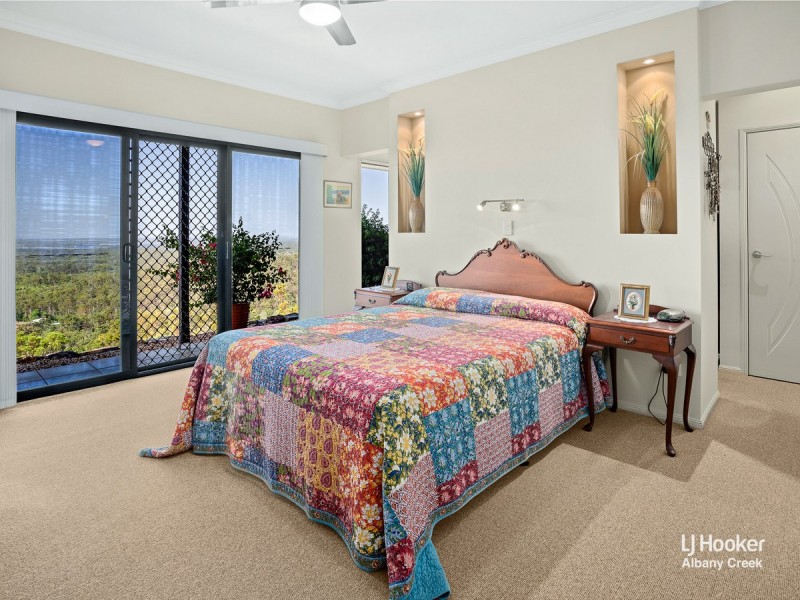 726 Clear Mountain Road, Cashmere QLD 4500