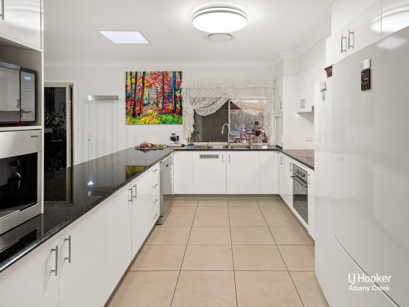 36 Fischle Road, Cashmere QLD 4500