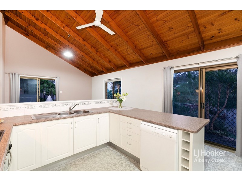 4 Jocasta Street, Eatons Hill QLD 4037