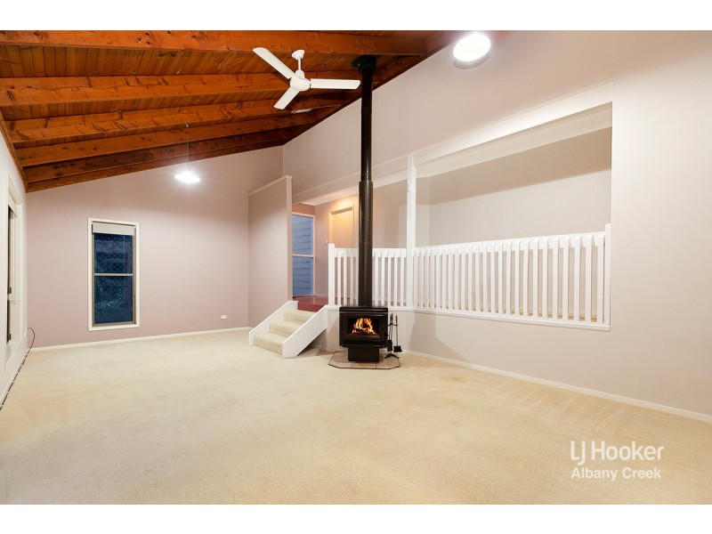 4 Jocasta Street, Eatons Hill QLD 4037