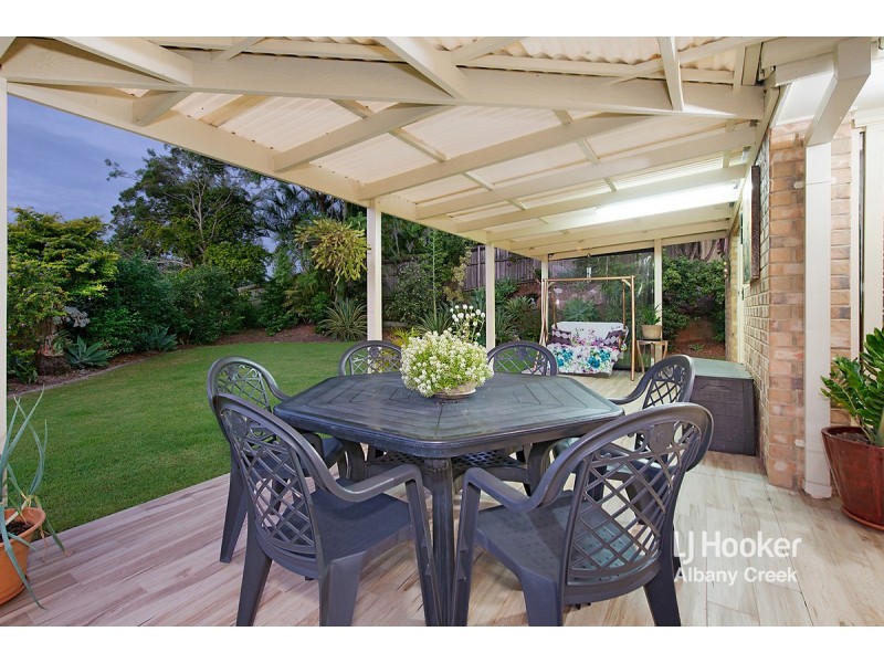 11 Gum Leaf Court, Albany Creek QLD 4035