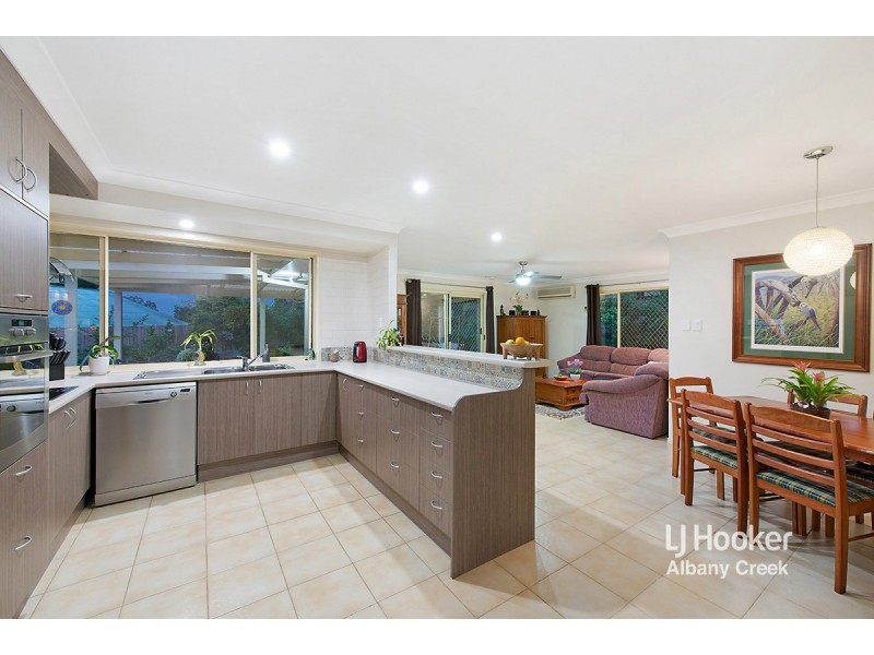 11 Gum Leaf Court, Albany Creek QLD 4035