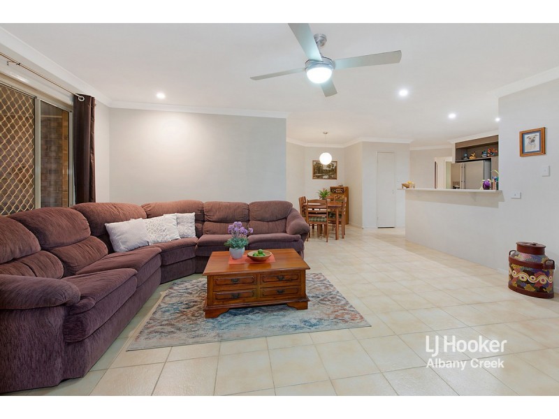 11 Gum Leaf Court, Albany Creek QLD 4035