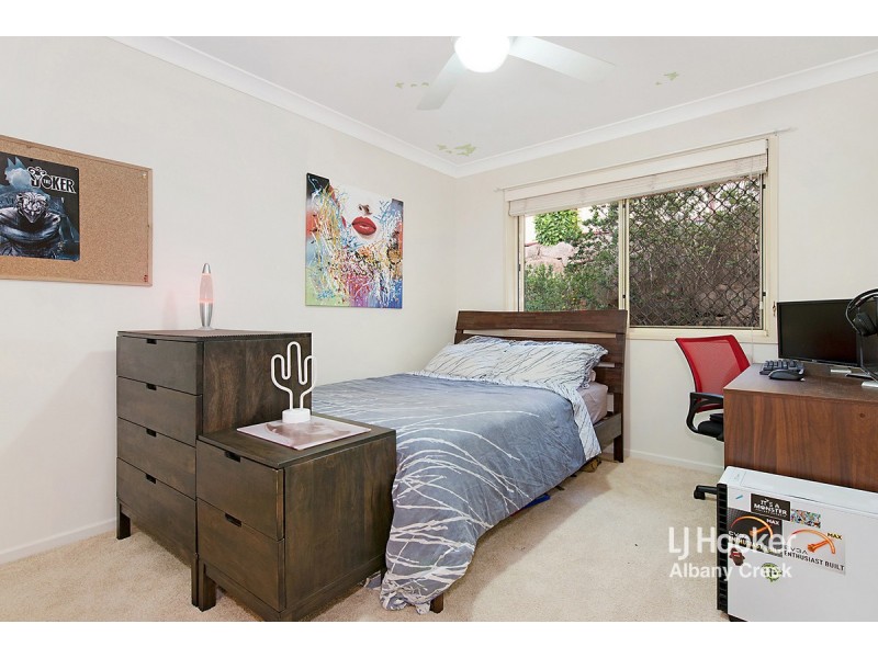 11 Gum Leaf Court, Albany Creek QLD 4035