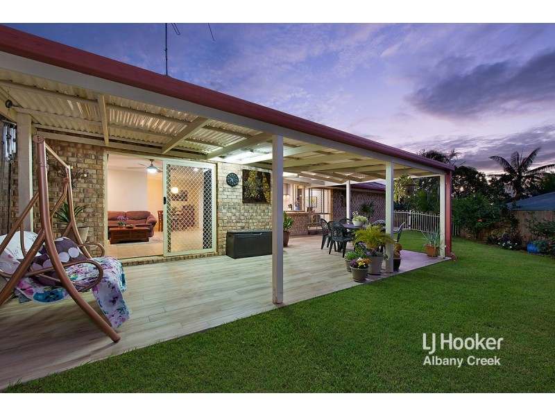 11 Gum Leaf Court, Albany Creek QLD 4035