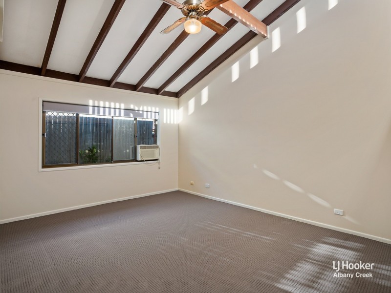 4 Danaus Court, Eatons Hill QLD 4037