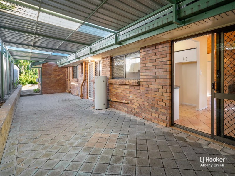 4 Danaus Court, Eatons Hill QLD 4037