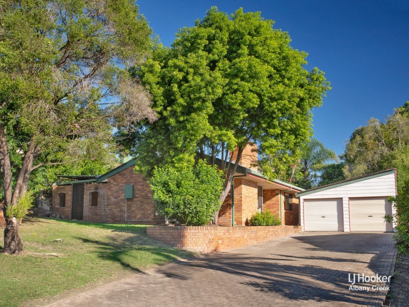 4 Danaus Court, Eatons Hill QLD 4037