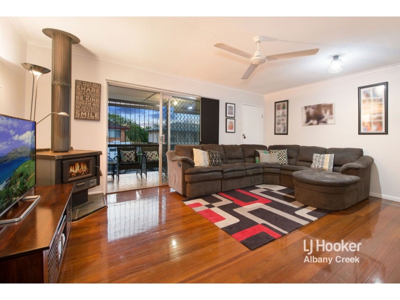 10 Pleasant Court, Albany Creek QLD 4035