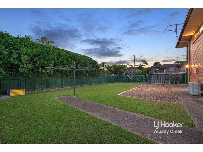 10 Pleasant Court, Albany Creek QLD 4035