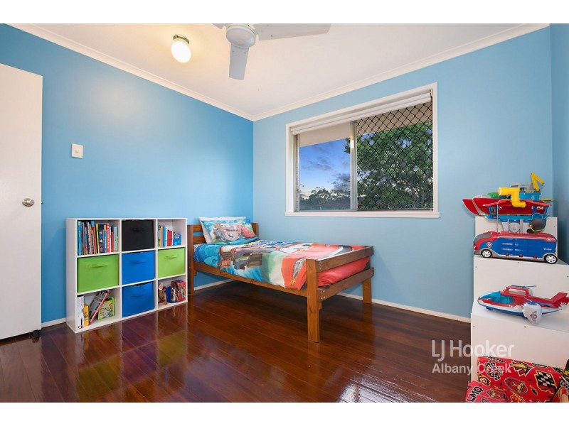 10 Pleasant Court, Albany Creek QLD 4035