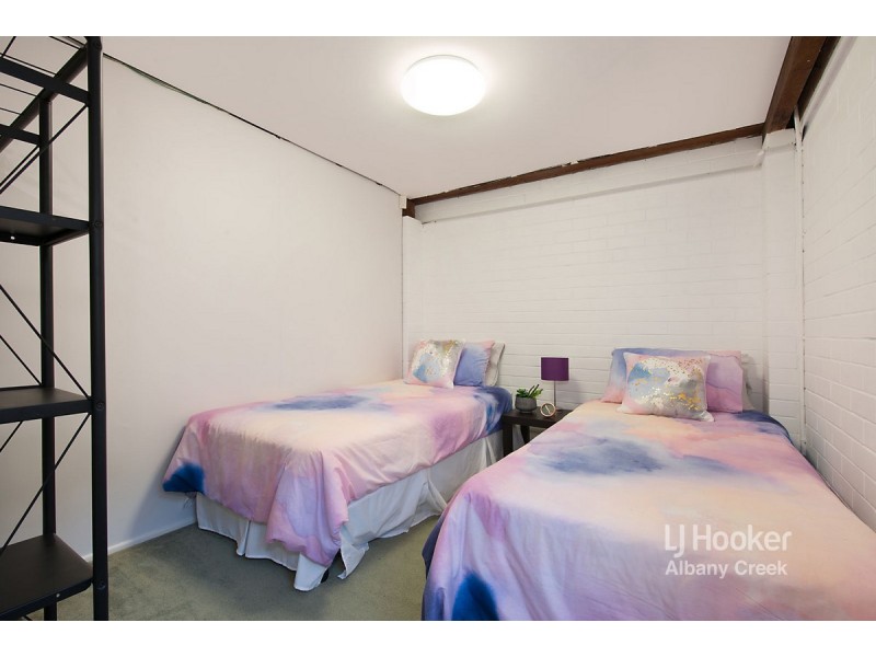 10 Pleasant Court, Albany Creek QLD 4035