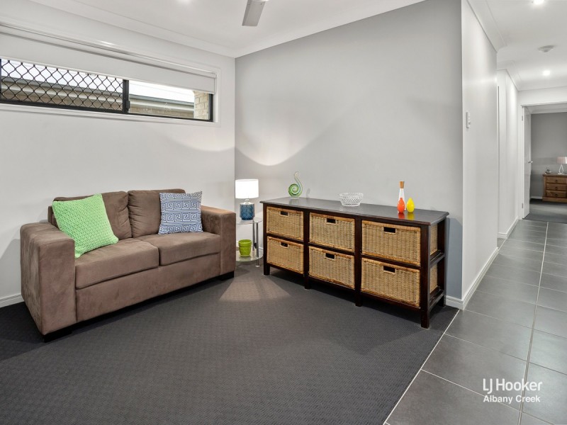 2 Kidston Crescent, Warner QLD 4500