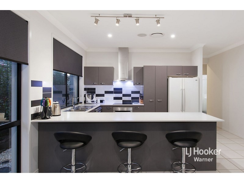 127 Cootharaba Crescent, Warner QLD 4500