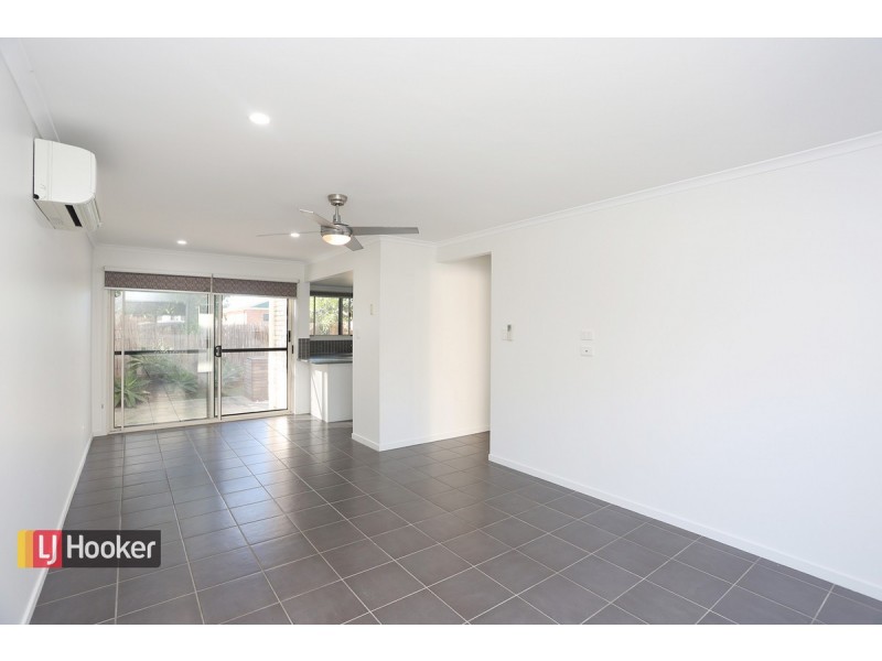 4/6 Station Road, Burpengary QLD 4505