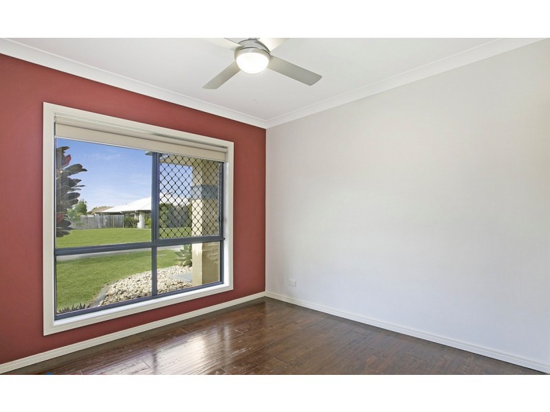 8 Mannikin Street, Narangba QLD 4504