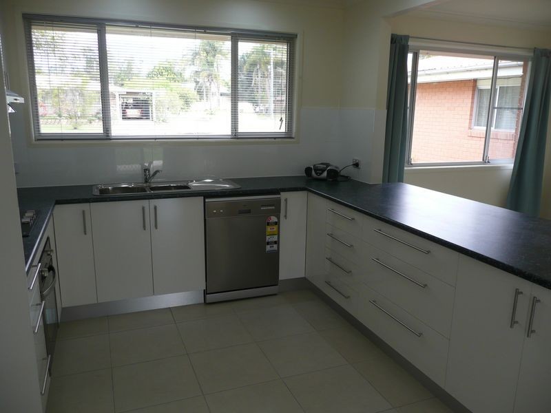 38 Willow Street, Albany Creek QLD 4035