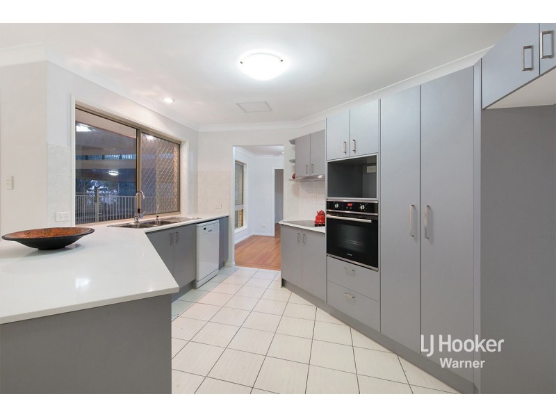 11 Kurrajong Drive, Warner QLD 4500