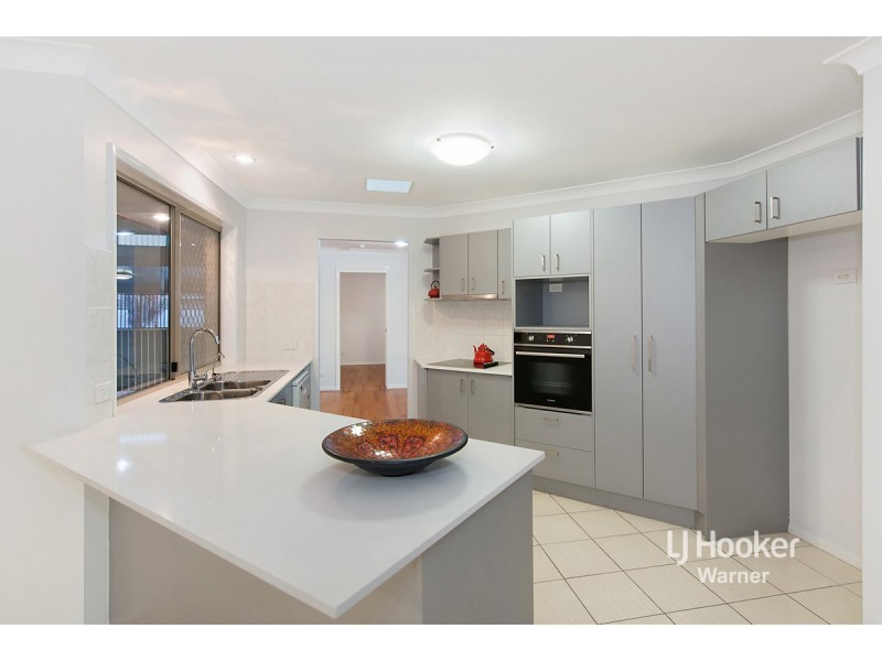 11 Kurrajong Drive, Warner QLD 4500