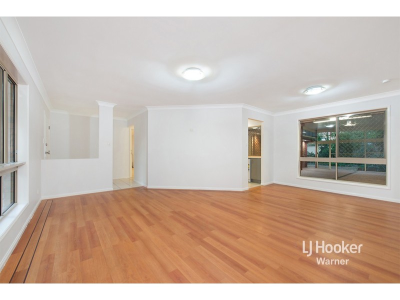 11 Kurrajong Drive, Warner QLD 4500