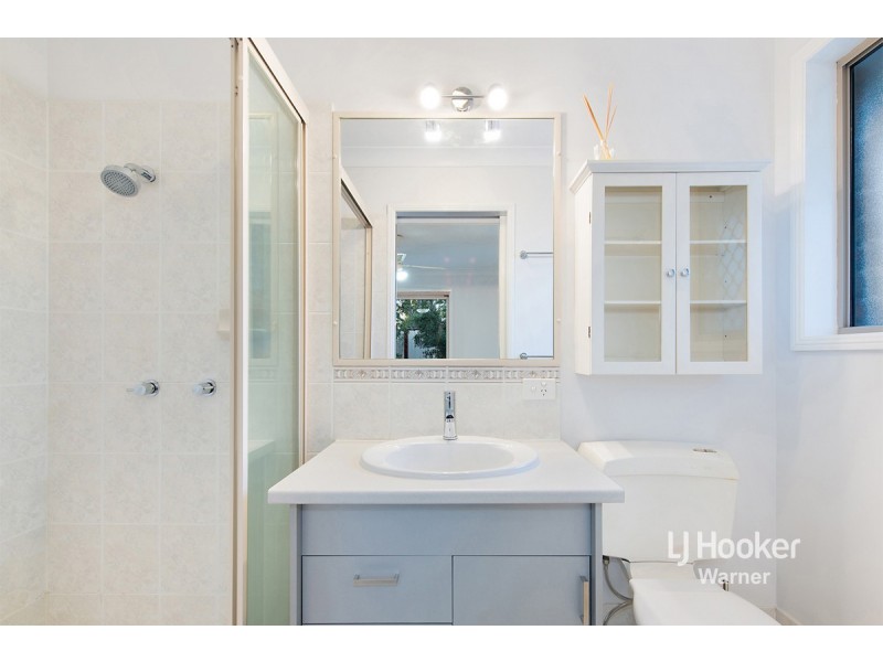 11 Kurrajong Drive, Warner QLD 4500