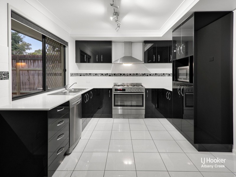 43 Fleet Circuit, Bray Park QLD 4500