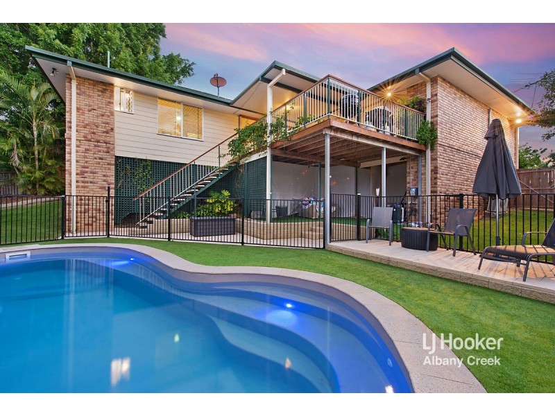 13 Manly Close, Albany Creek QLD 4035