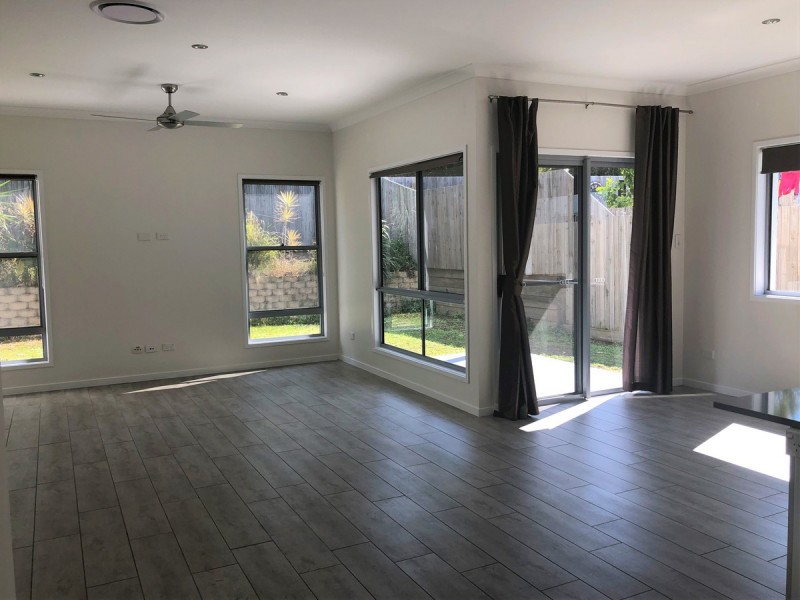 4 Tranquil Place, Mcdowall QLD 4053