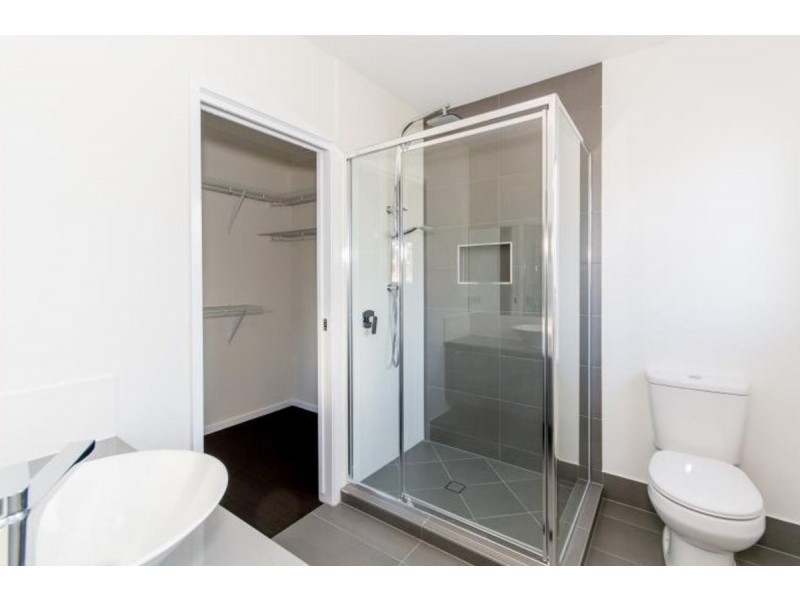4 Tranquil Place, Mcdowall QLD 4053