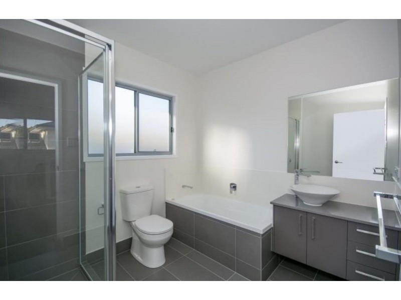 4 Tranquil Place, Mcdowall QLD 4053