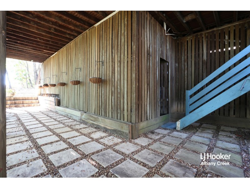 11 Atlas Court, Eatons Hill QLD 4037