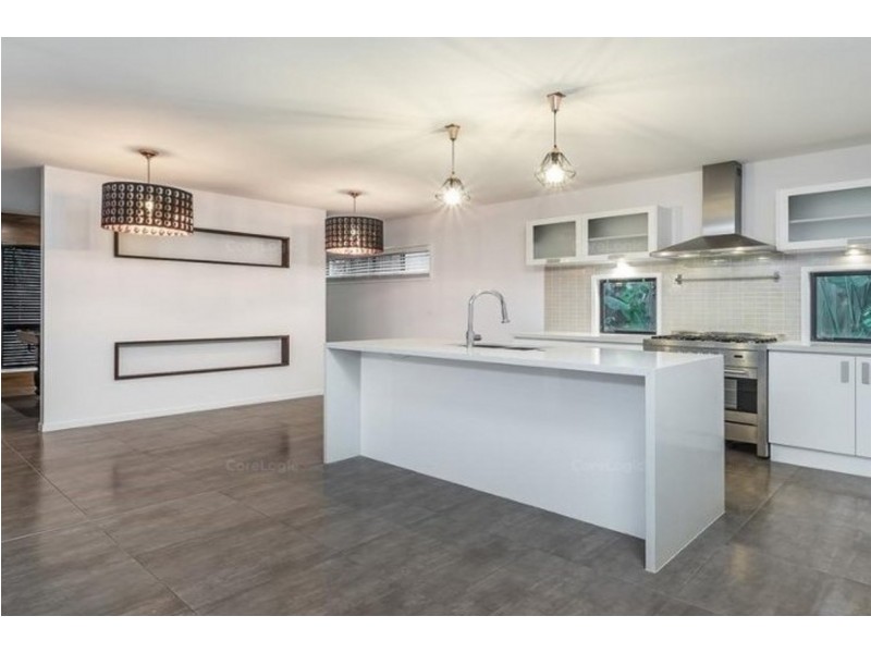 118 Kurrajong Drive, Warner QLD 4500