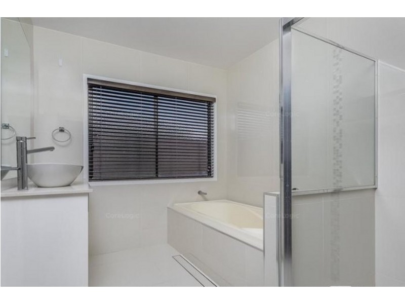 118 Kurrajong Drive, Warner QLD 4500