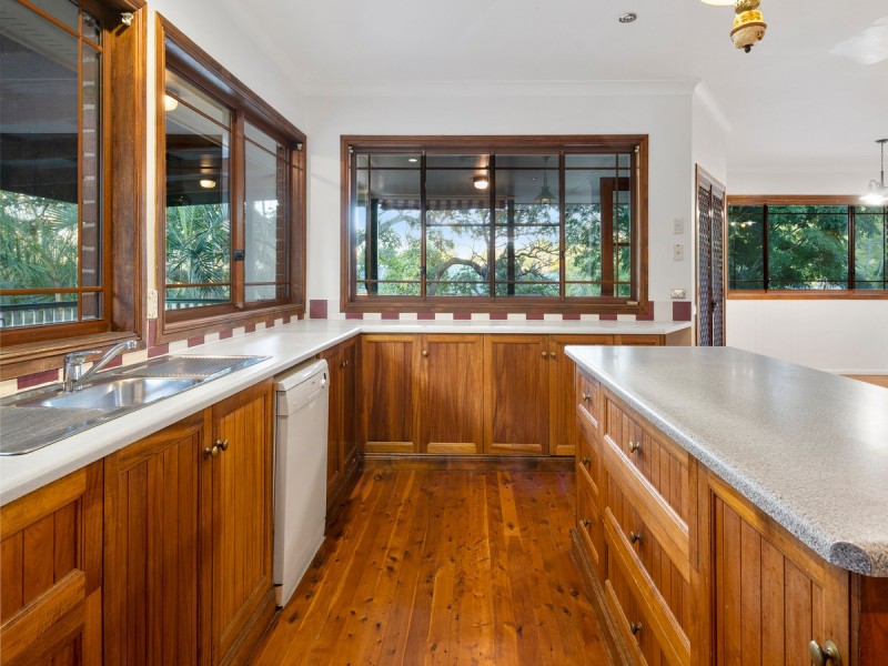 31 Listonia Drive, Albany Creek QLD 4035