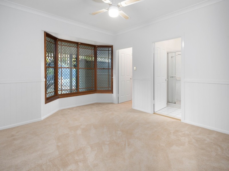 31 Listonia Drive, Albany Creek QLD 4035