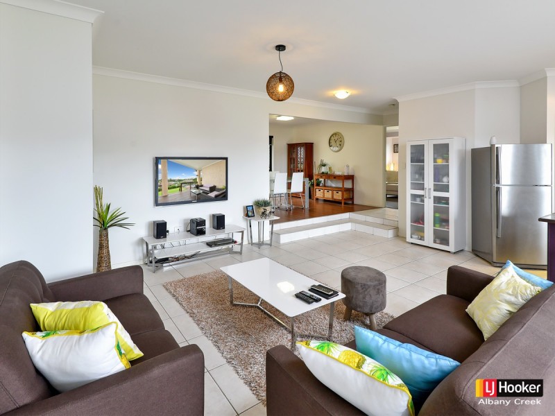 3 Valencia Court, Eatons Hill QLD 4037