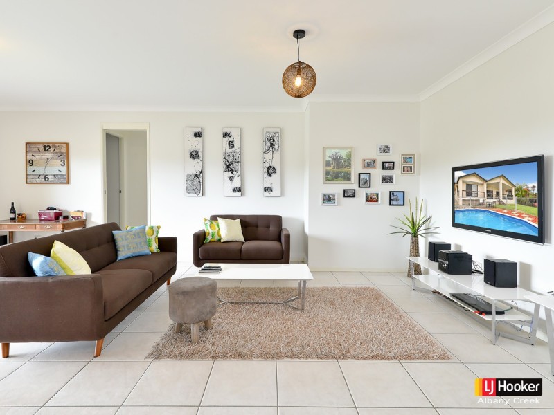 3 Valencia Court, Eatons Hill QLD 4037