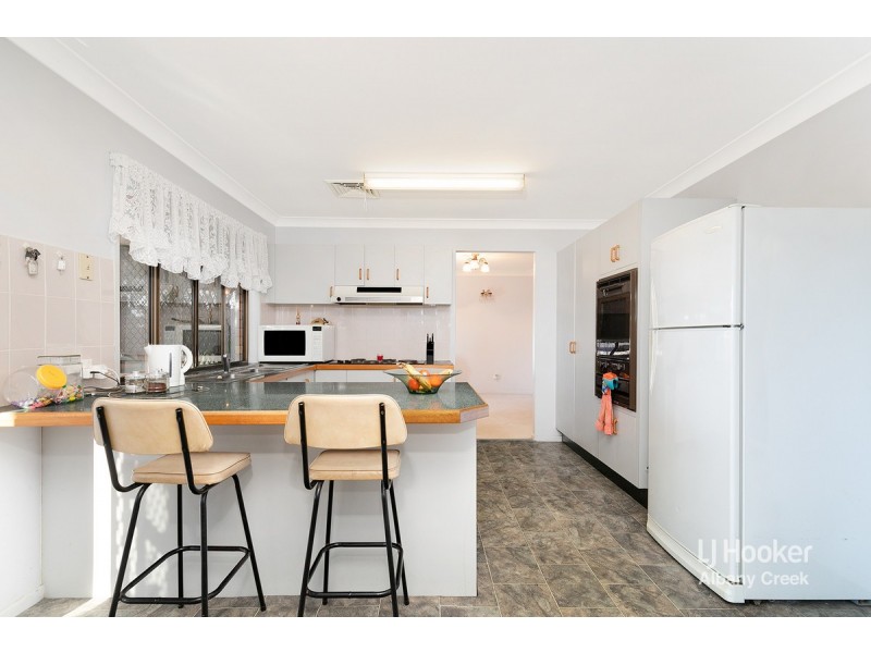 1 Callistemon Court, Albany Creek QLD 4035